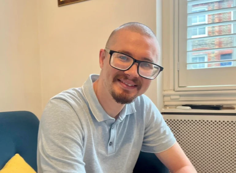 Sam Lawes, pluralistic psychotherapist in Nine Elms and online, providing counselling and psychotherapy in South London